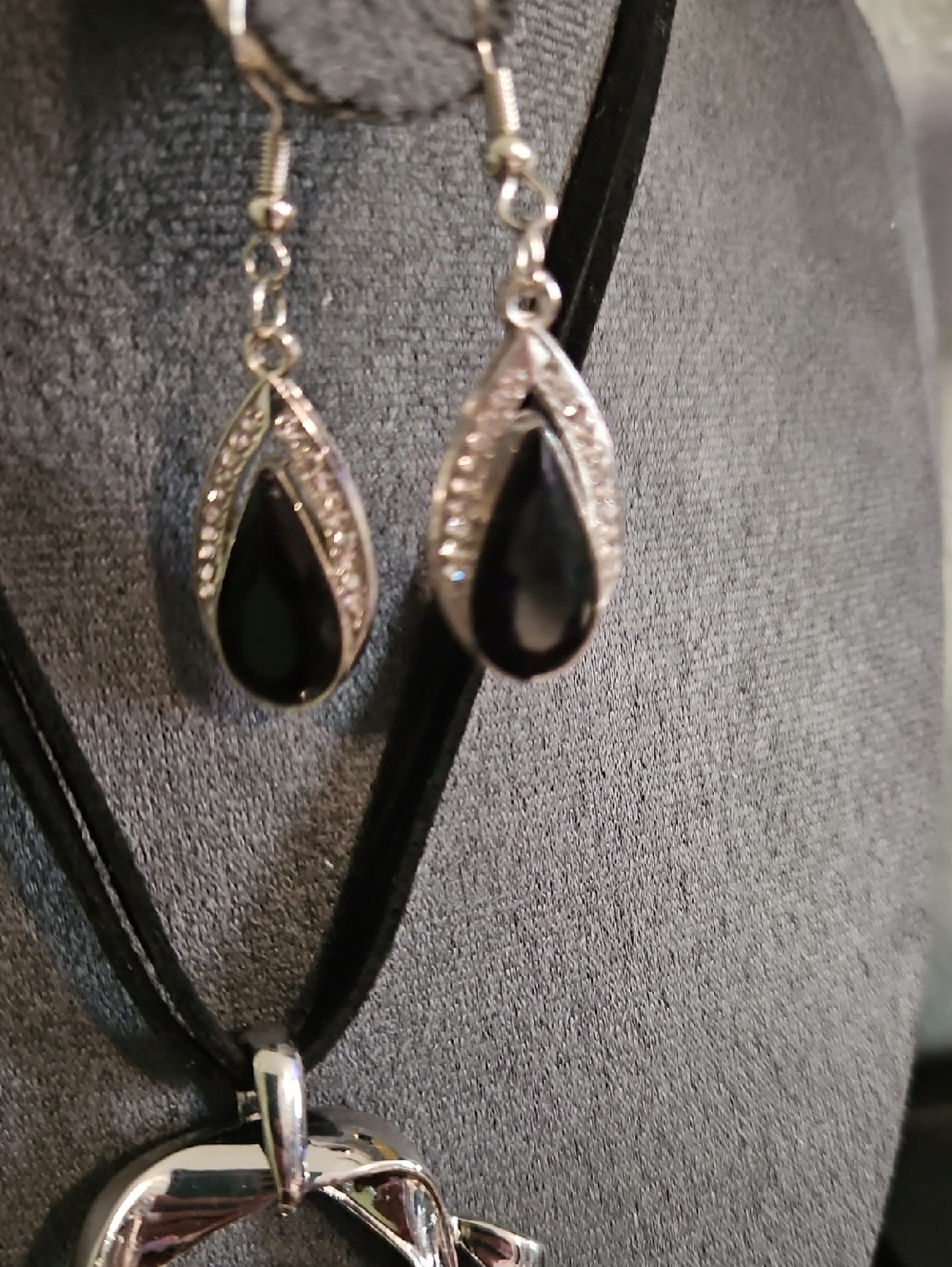 Silver Teardrop Black Stone Earrings - Women's Jewelry